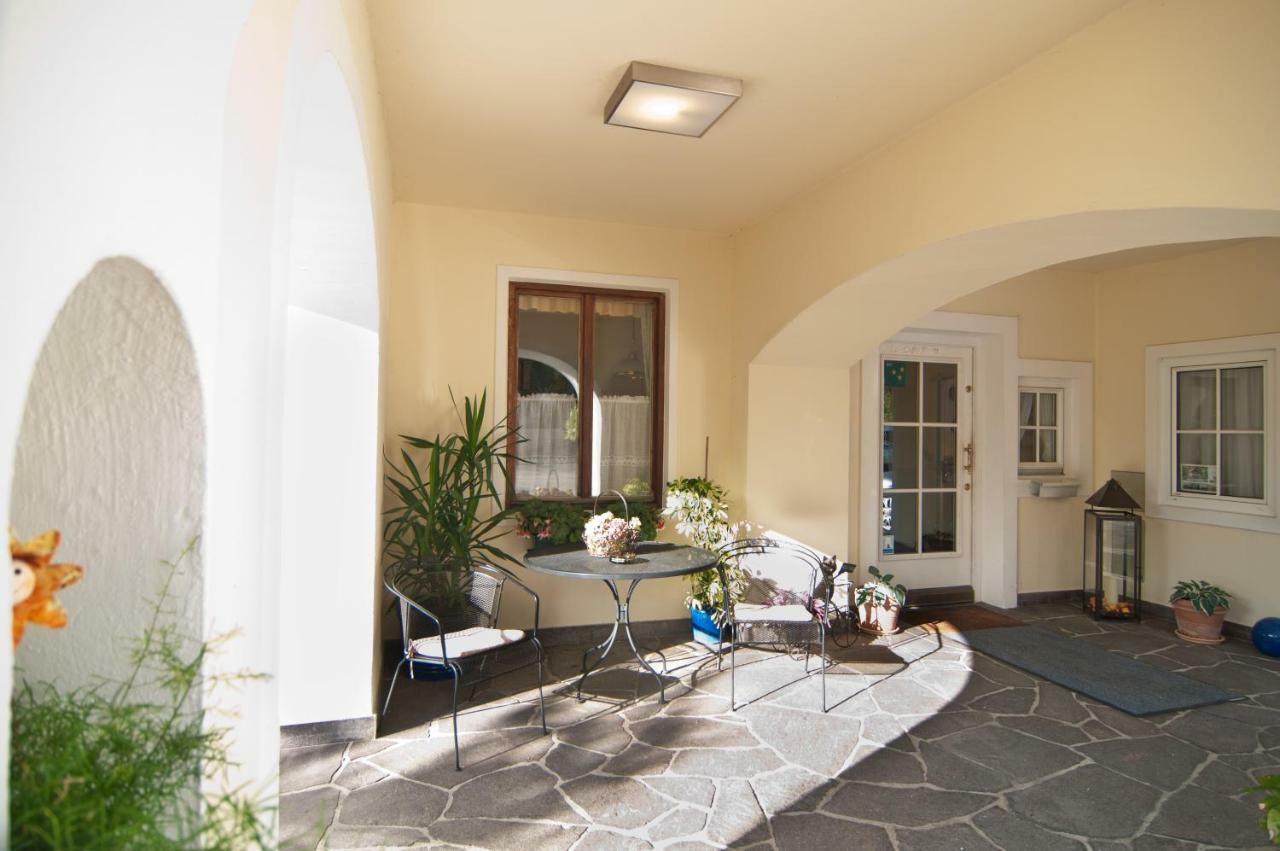 Hotel Garni Wenglhof Sankt Gilgen Ngoại thất bức ảnh